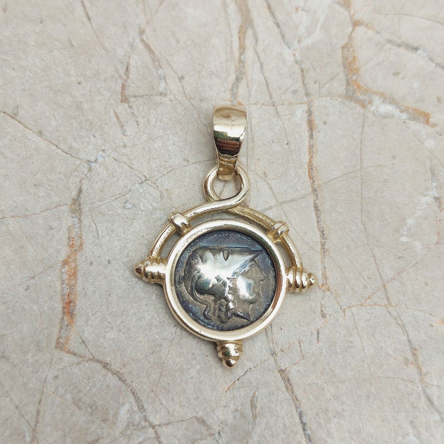 Coin Charm in 8K gold
