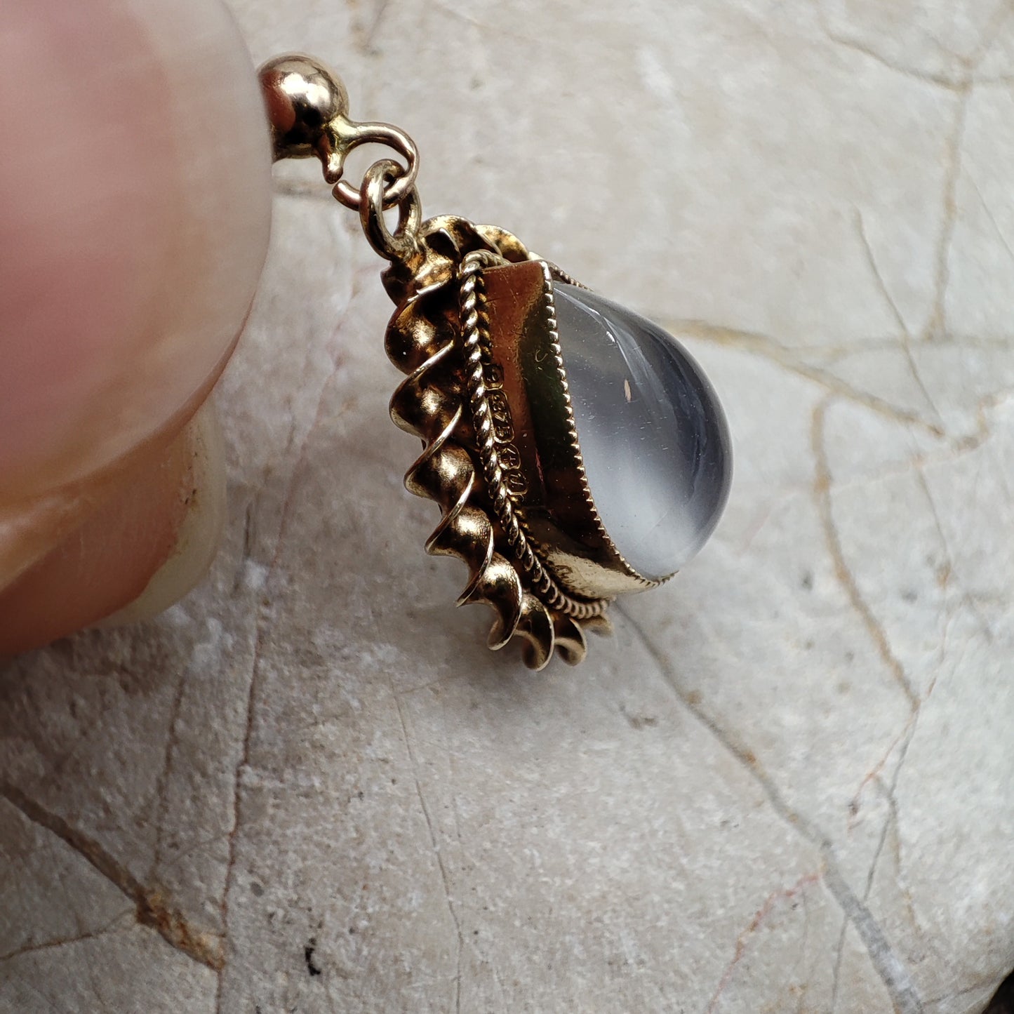 Moonstone Earrings in 9K gold