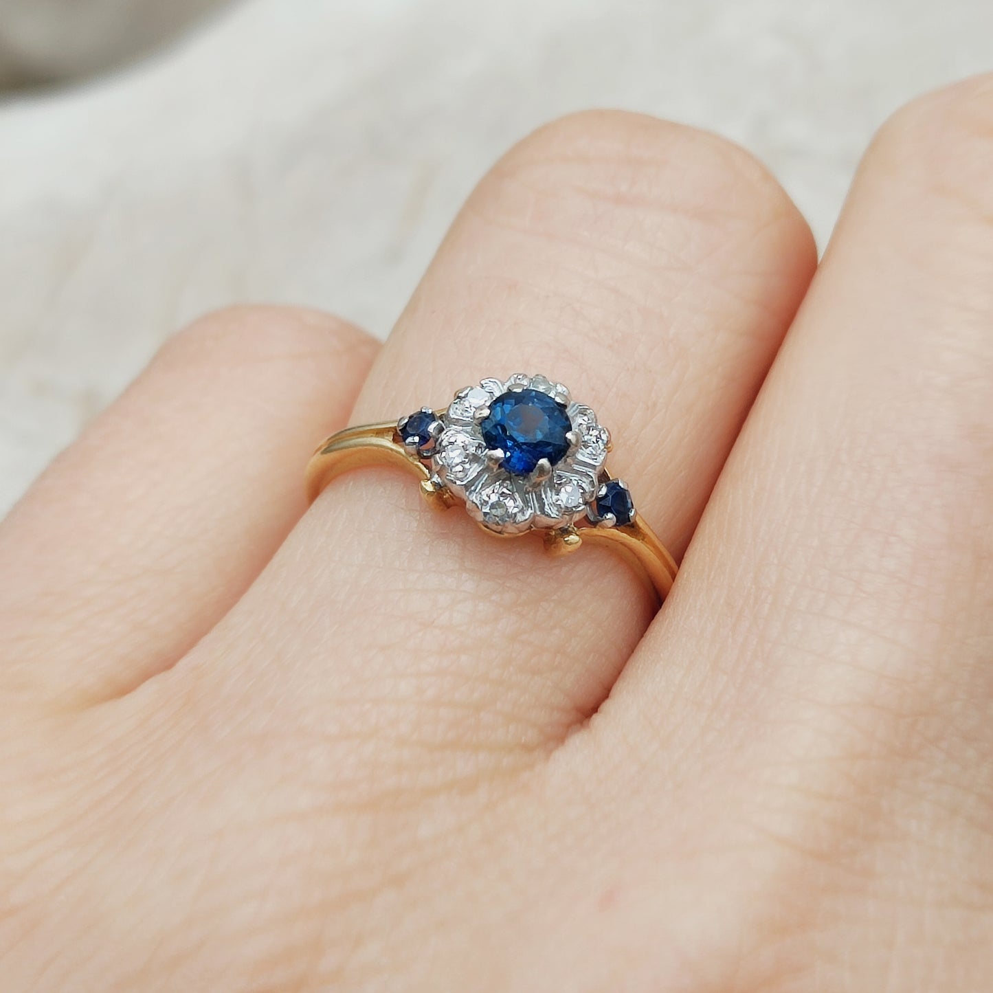 Vintage Sapphire Diamond Cluster Ring in 18K Gold
