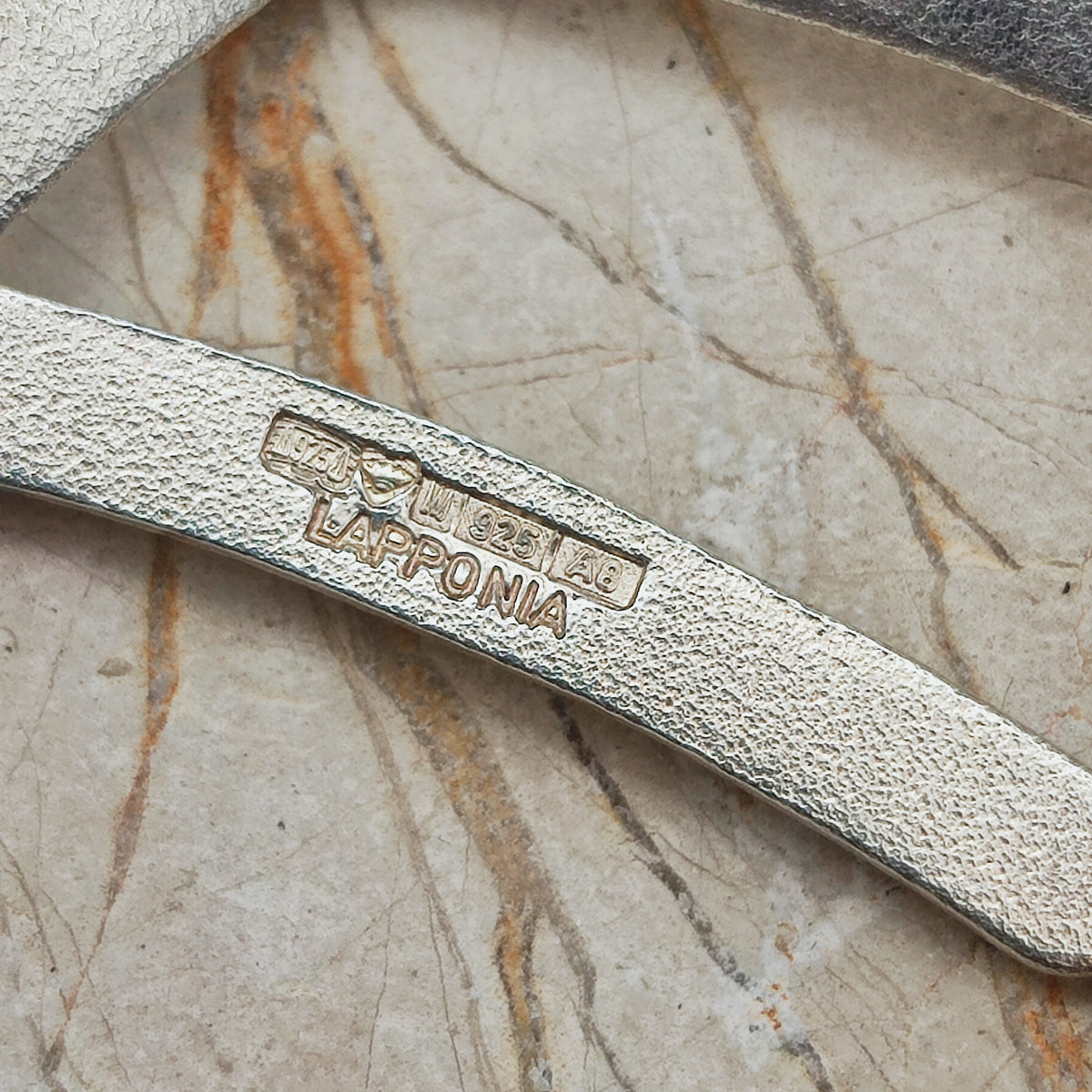 Vintage Lapponia Labyrinth Sterling Silver Toggle Necklace by Björn Weckström 38cm, 1978