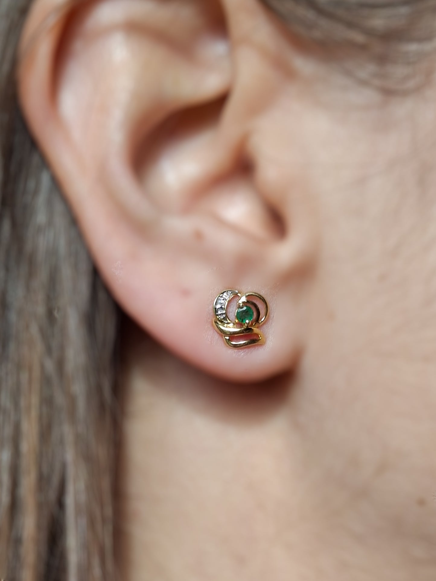 Vintage 18ct Gold Emerald and Diamond Stud Earrings