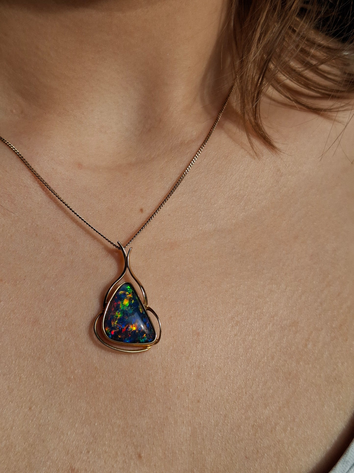 Vintage 9ct Gold Opal Pendant – ca 1970s