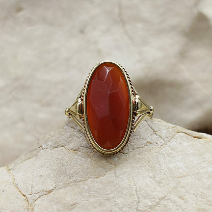 Classy Carnelian