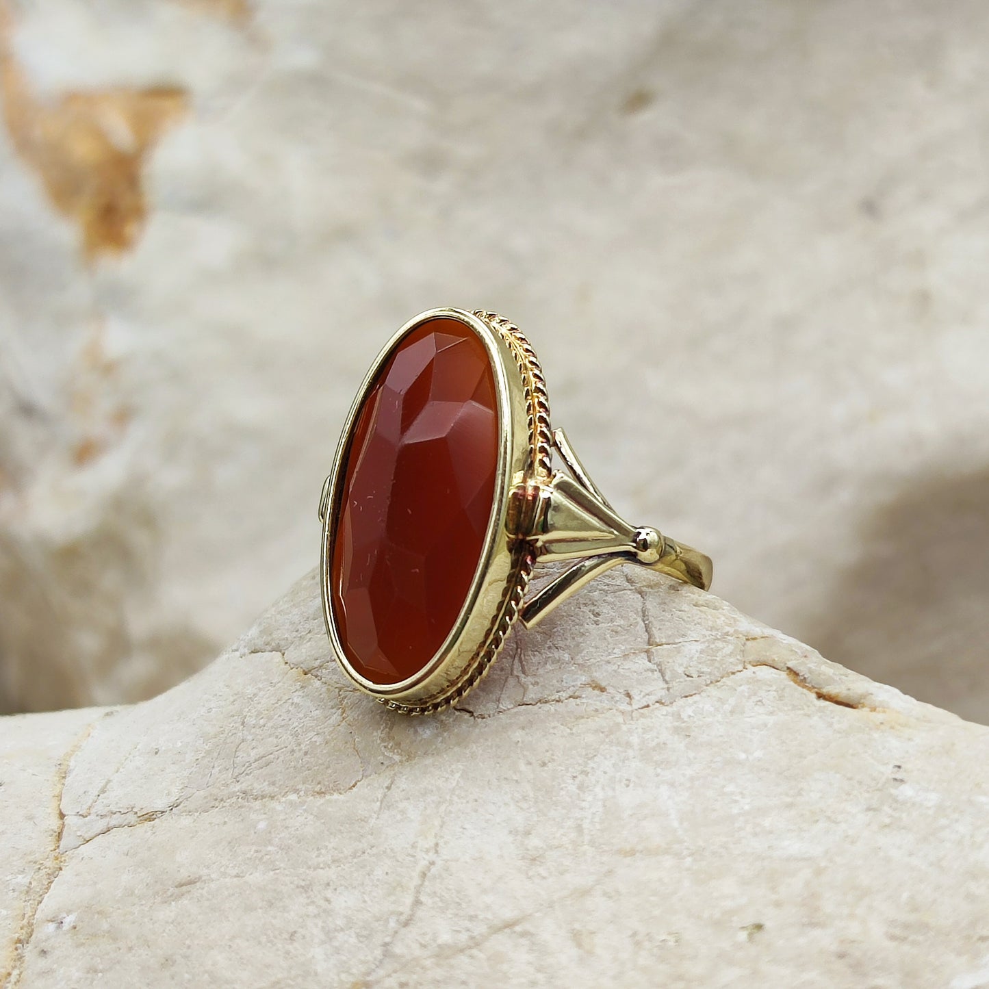 Classy Carnelian