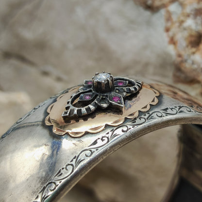 Victorian Bangle with rose cut Diamond and 14K gold