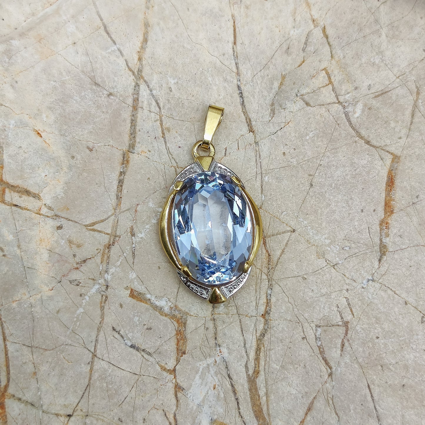 1960's Pendant with Blue Spinel in 8K Gold front view