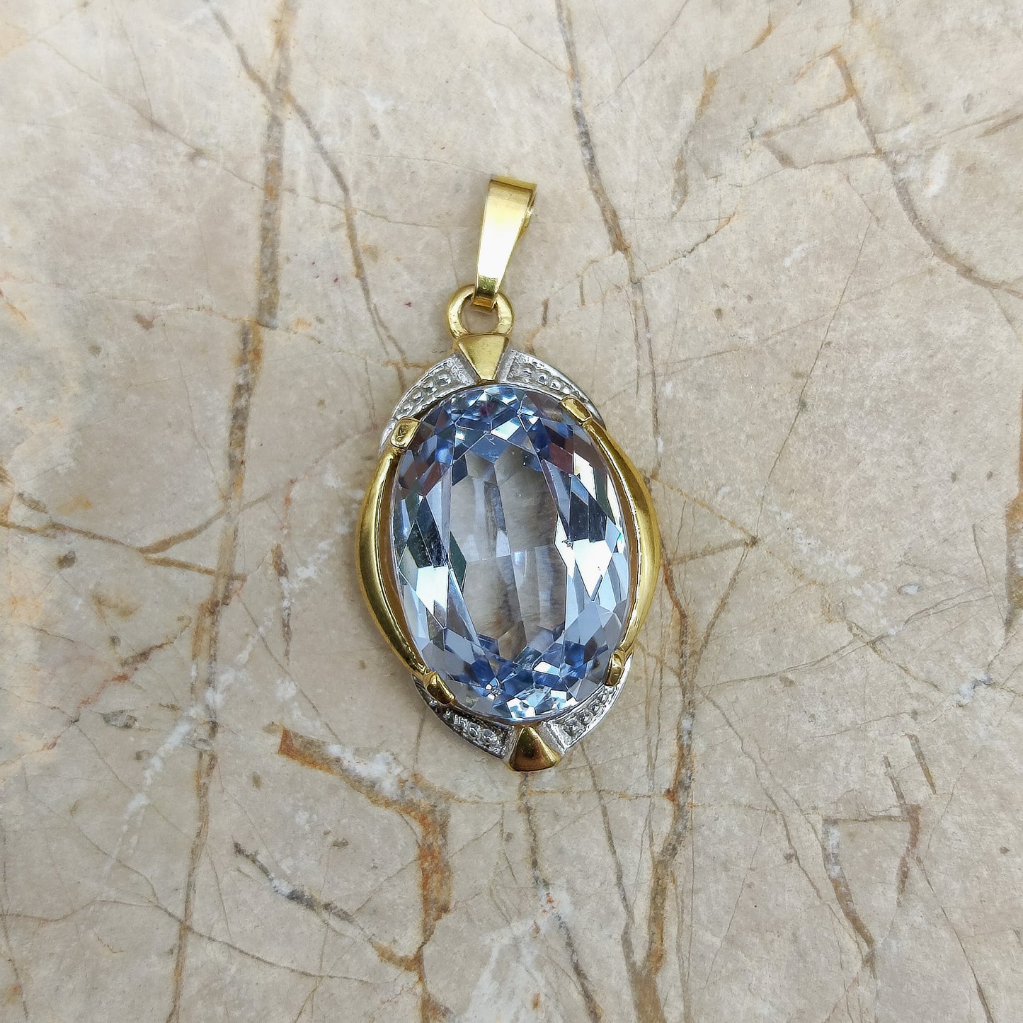 1960's Pendant with Blue Spinel in 8K Gold front view