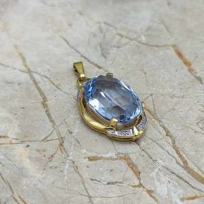 1960's Pendant with Blue Spinel in 8K Gold side view