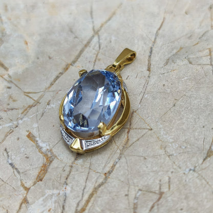 1960's Pendant with Blue Spinel in 8K Gold side view