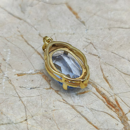 1960's Pendant with Blue Spinel in 8K Gold side view