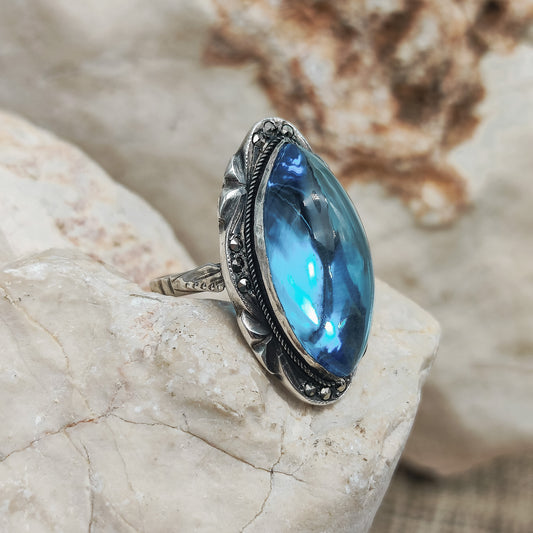 Mid Century Blue Spinel Ring 