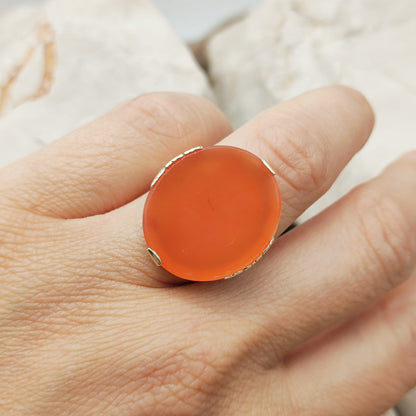Bold Vintage ring with Carnelian in 14K gold