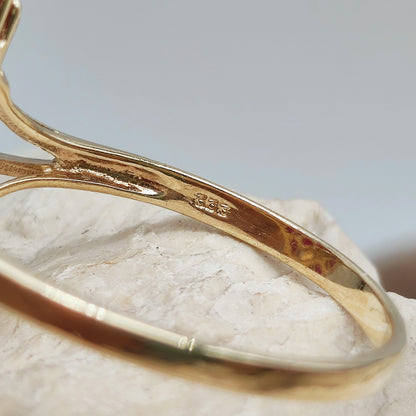 Vintage Spinel and Diamond Navette ring in 8K gold