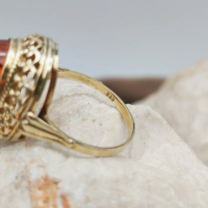 Chic Vintage Amber ring in 8K gold