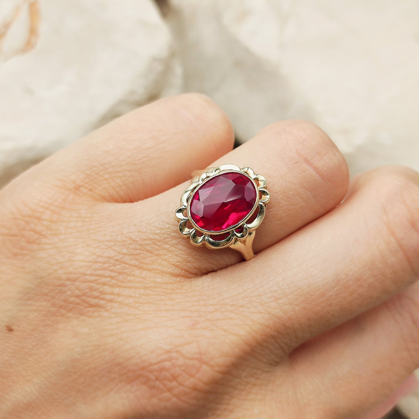 Vintage Ruby ring in 14K gold