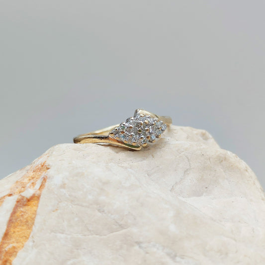 Vintage Diamond ring in 9K gold