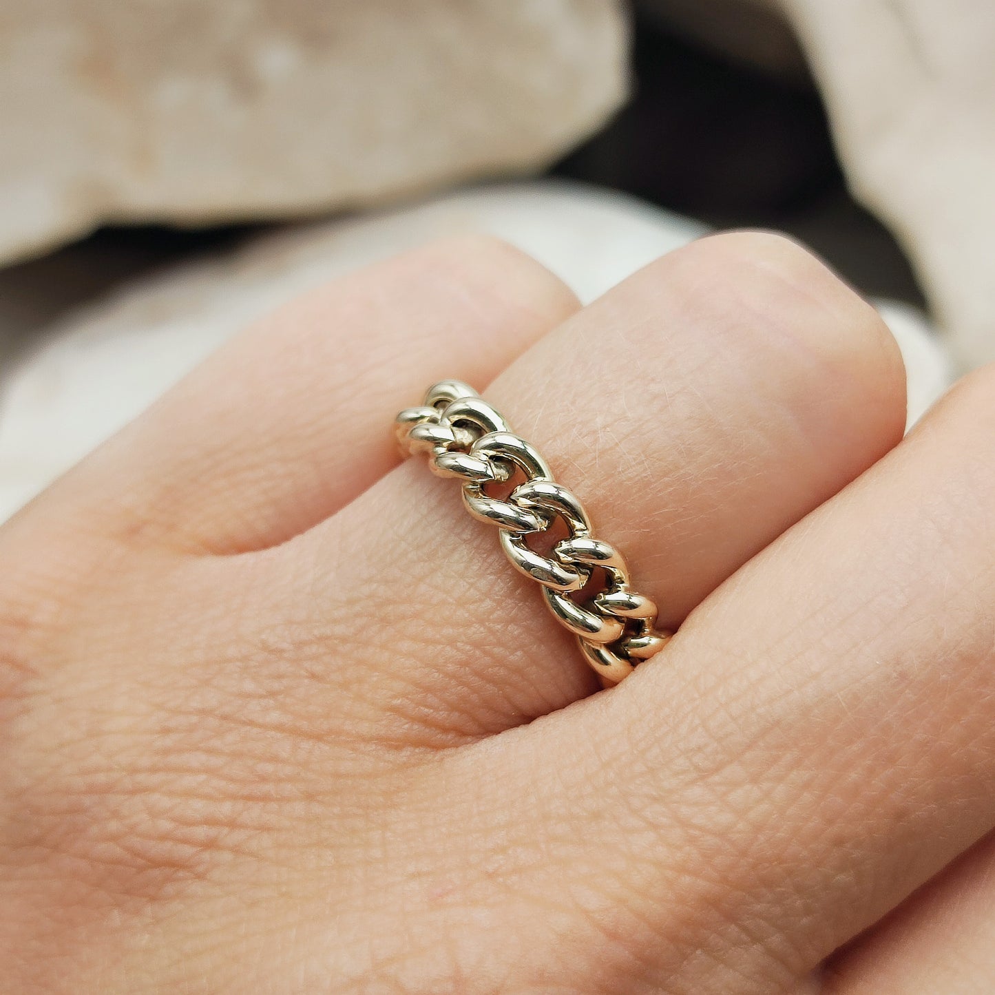 Vintage Woven ring in 9K gold