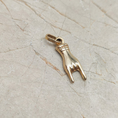 Rock Figa Charm in 18K gold