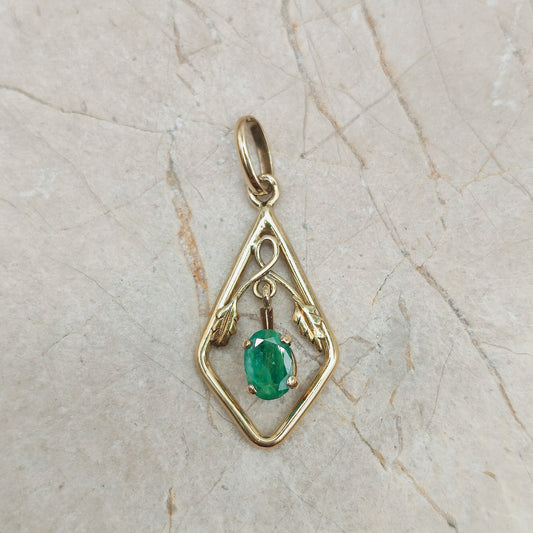 Emerald Art Nouveau Pendant in 18K gold