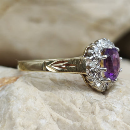 Vintage Amethyst and diamond ring in 9K gold