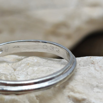 Vintage Diamond and Sapphire Lady Di ring in 18K gold