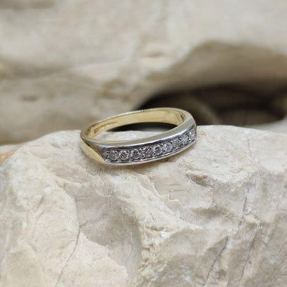 Vintage Diamond ring in 9K gold