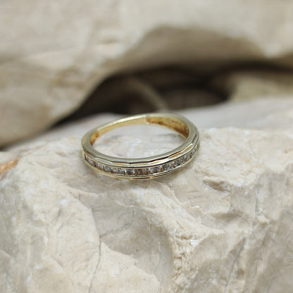 Vintage Diamond baguette ring in 9K gold