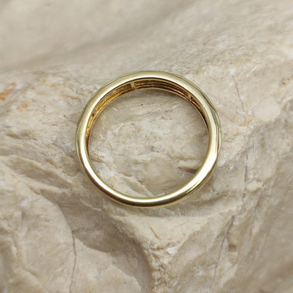 Vintage Diamond baguette ring in 9K gold