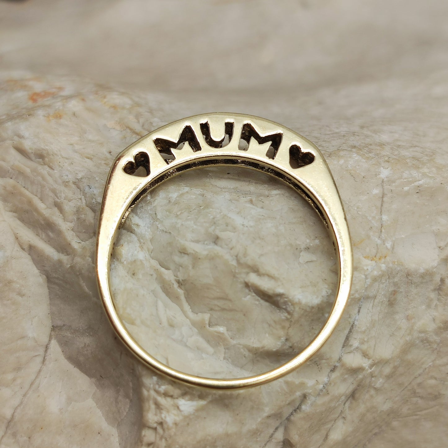 Vintage Diamond MUM ring in 9K gold