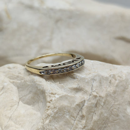 Vintage Diamond MUM ring in 9K gold