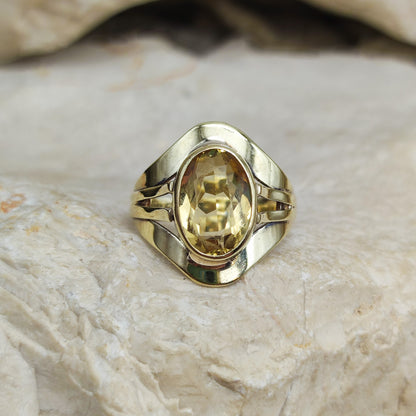 Vintage ring with Citrine in 8K gold