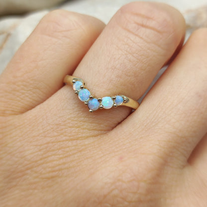 Vintage Opal wishbone ring in 9K gold