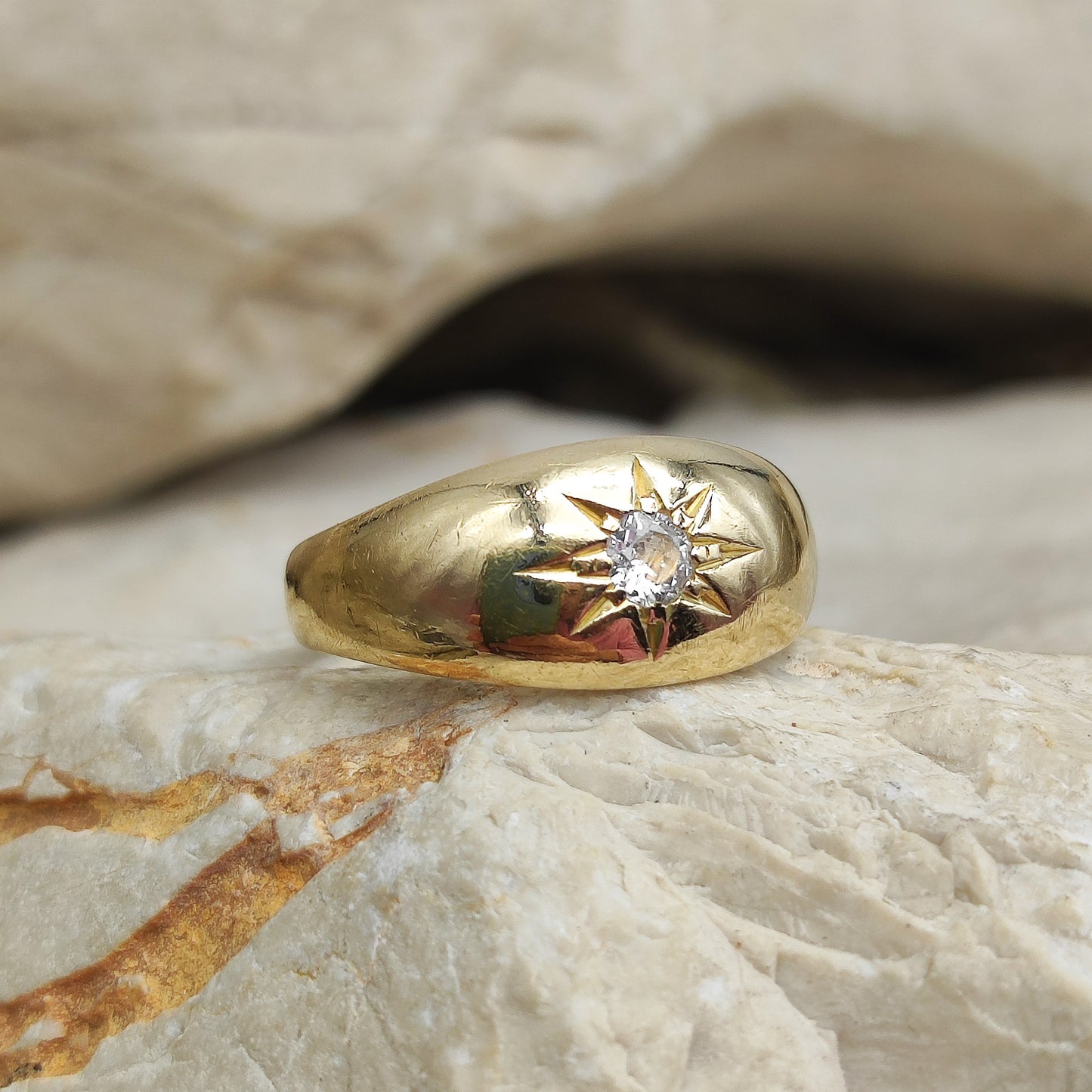 Antique Starburst 0.15ct Old European cut Diamond ring in 18K gold