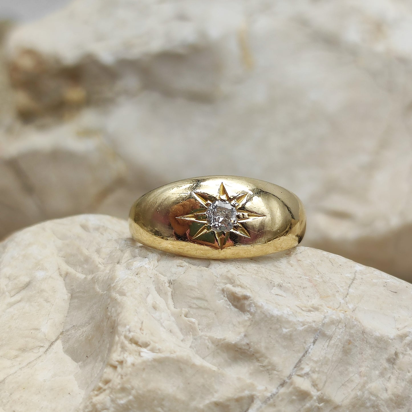 Antique Starburst 0.15ct Old European cut Diamond ring in 18K gold