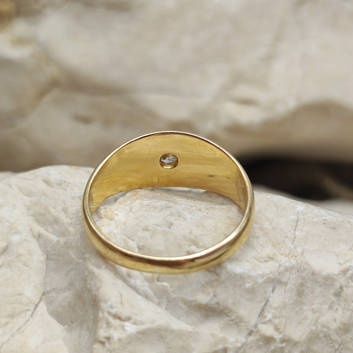 Antique Starburst 0.15ct Old European cut Diamond ring in 18K gold