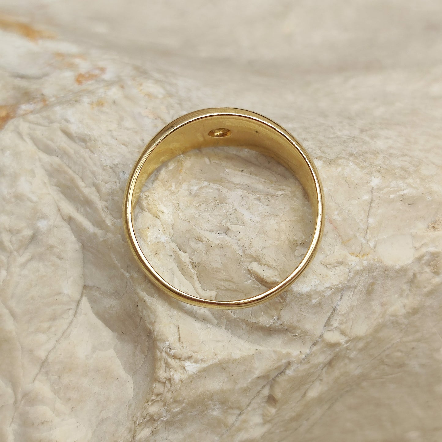 Antique Starburst 0.15ct Old European cut Diamond ring in 18K gold