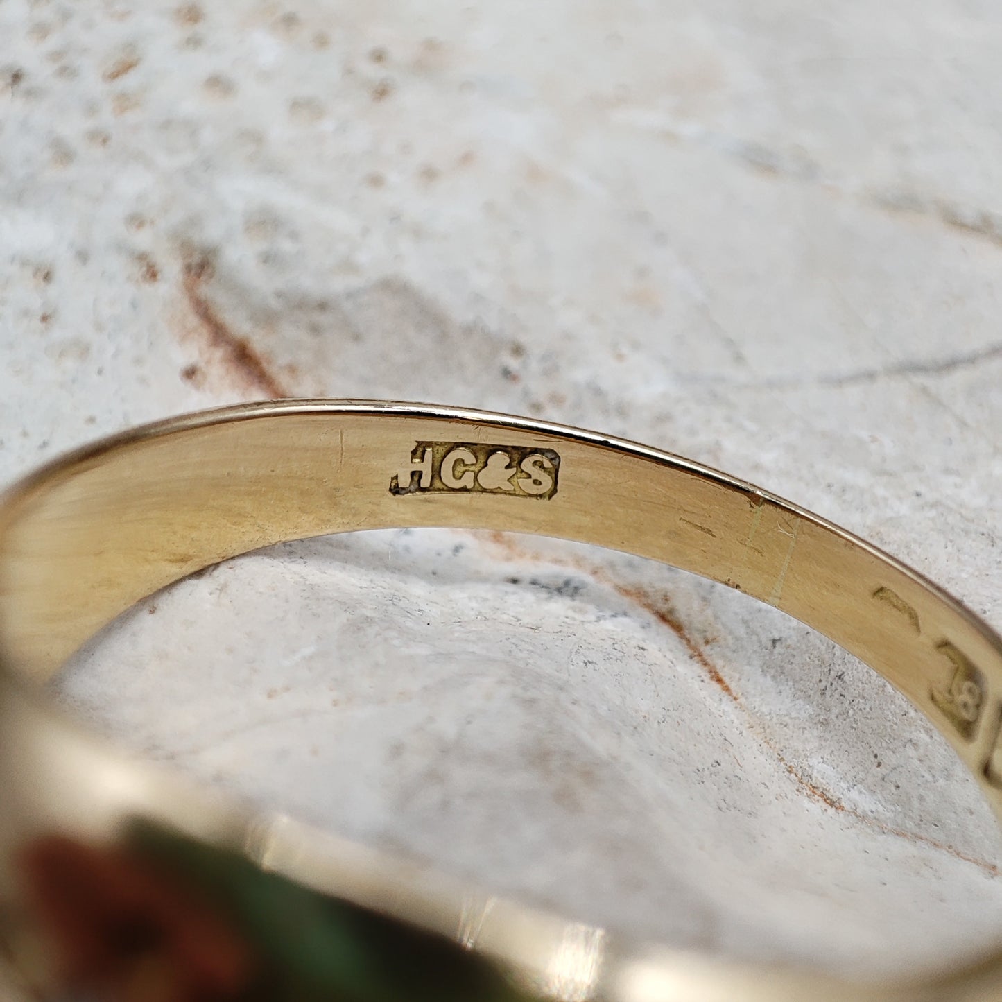 Antique Starburst 0.15ct Old European cut Diamond ring in 18K gold