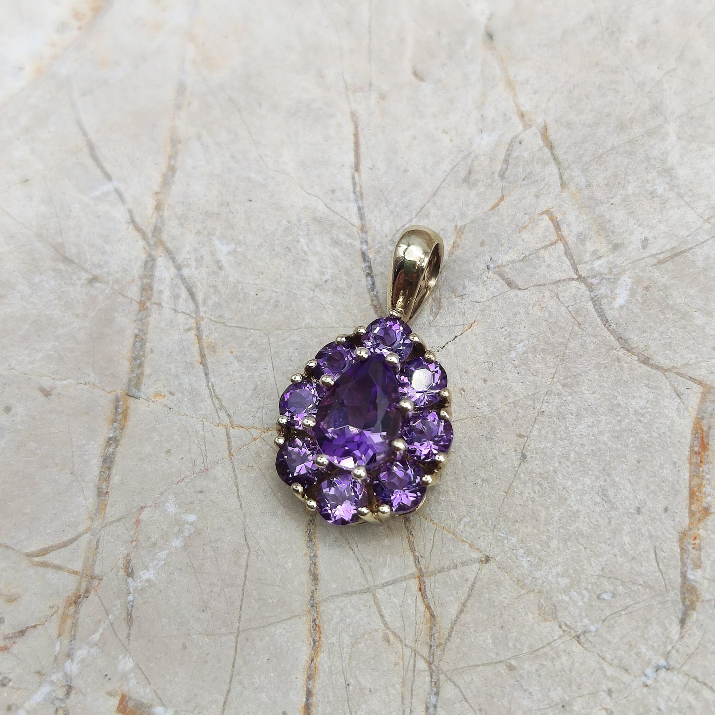 Amethyst Drop Pendant in 8K gold