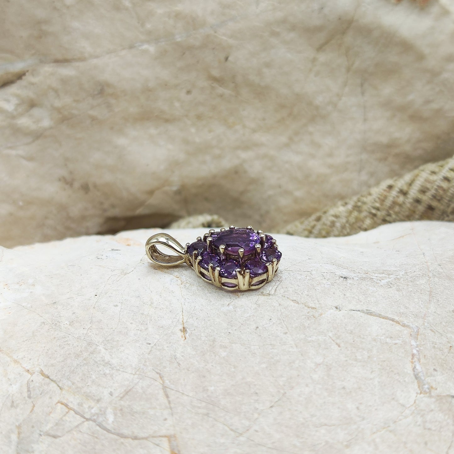 Amethyst Drop Pendant in 8K gold