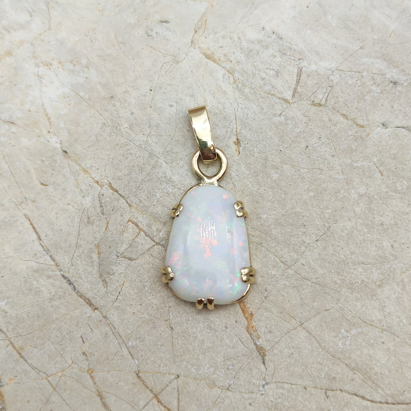 Opal Pendant in 9K gold