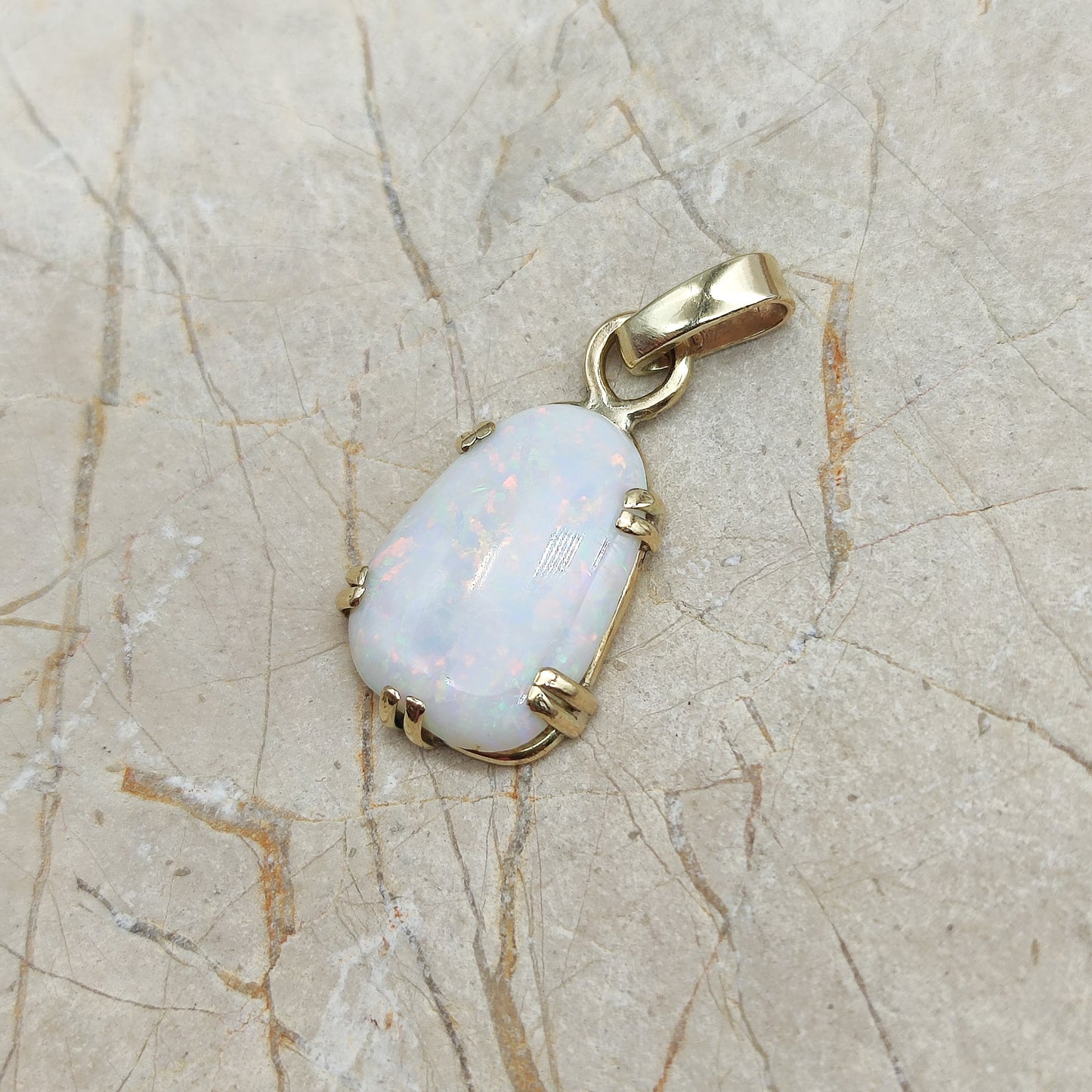 Opal Pendant in 9K gold
