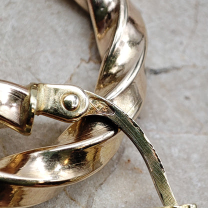 Twisted Hoop Earrings in 9K gold