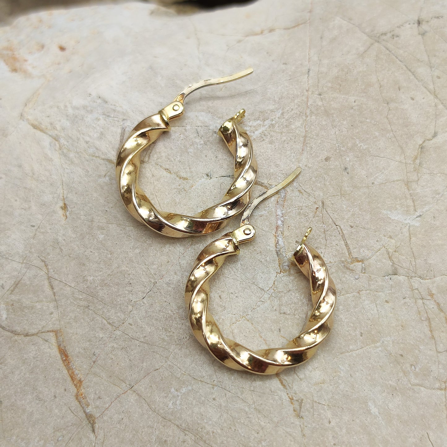 Twisted Hoop Earrings in 9K gold