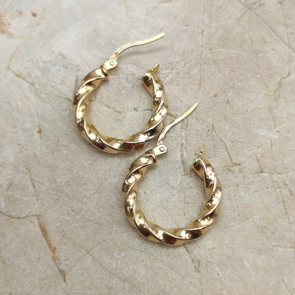 Twisted Hoop Earrings in 9K gold