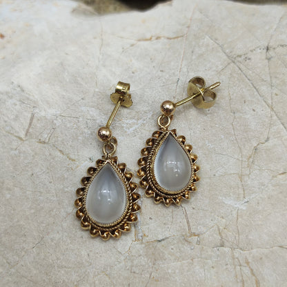 Moonstone Earrings in 9K gold
