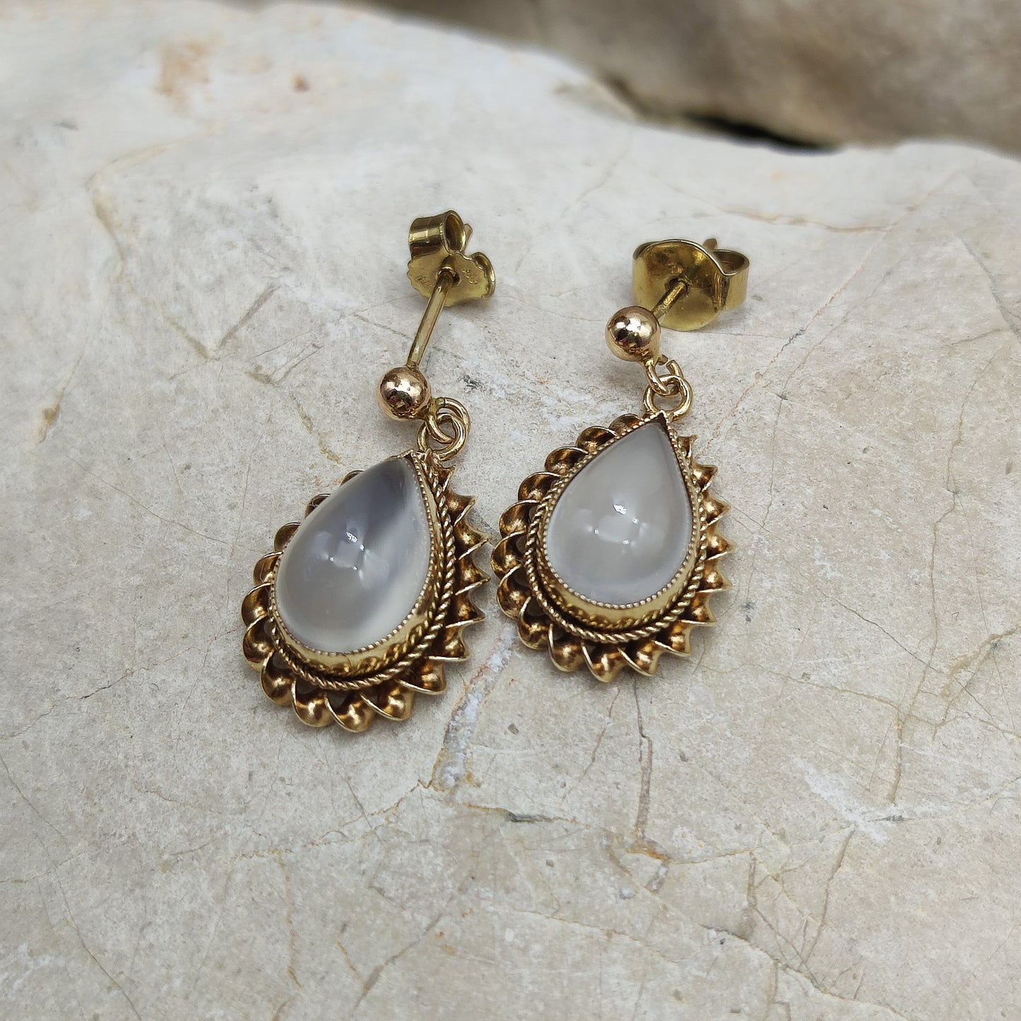 Moonstone Earrings in 9K gold