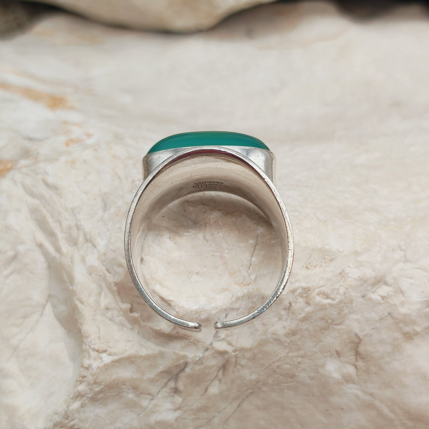 Achterzijde verstelbare ringband in sterling zilver