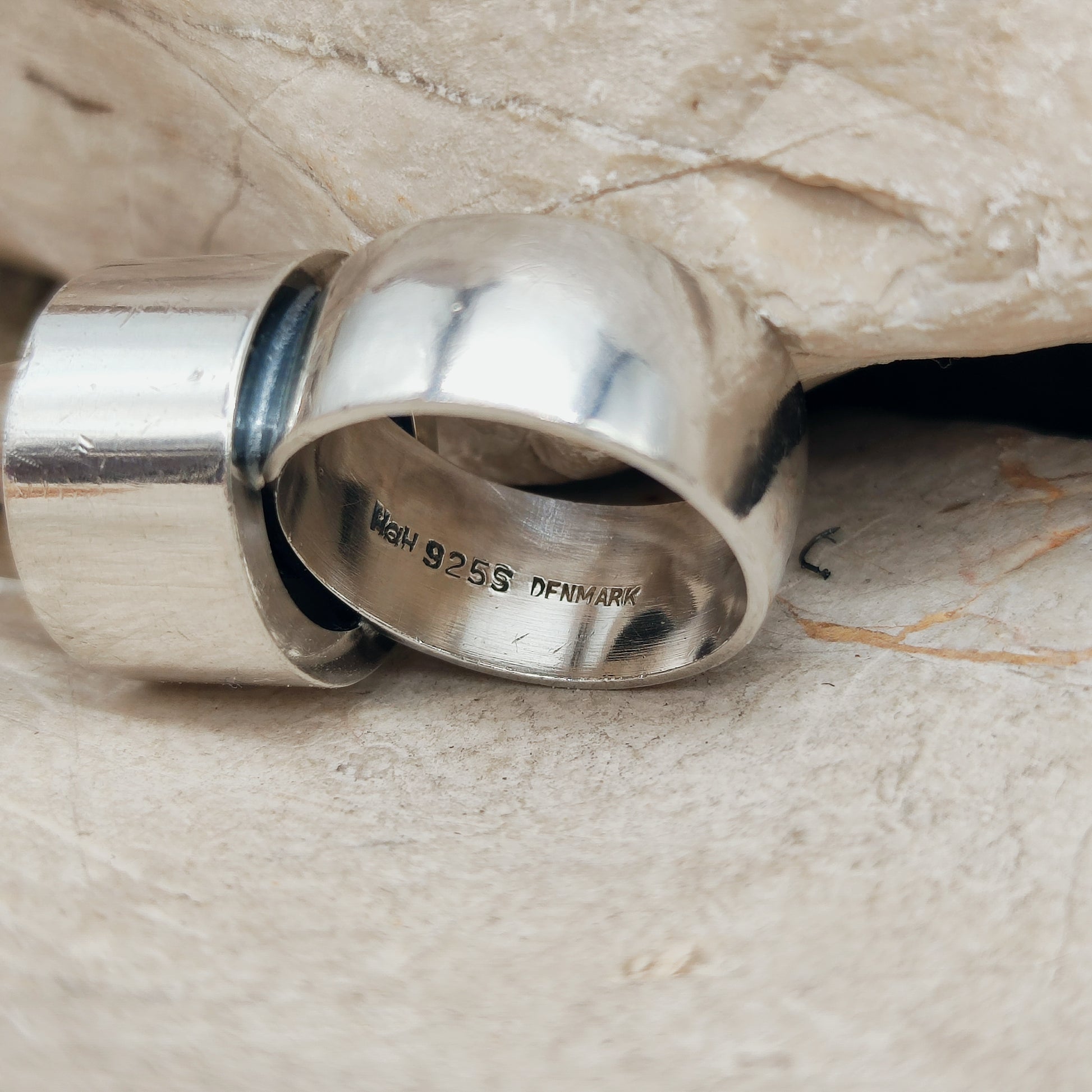 Binnenzijde ring met keurmerk HaH 925S Denmark