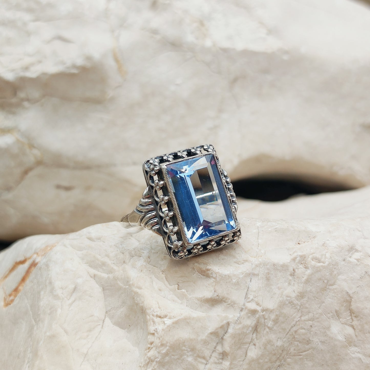 Vintage Interbellum Blue Spinel Silver Ring