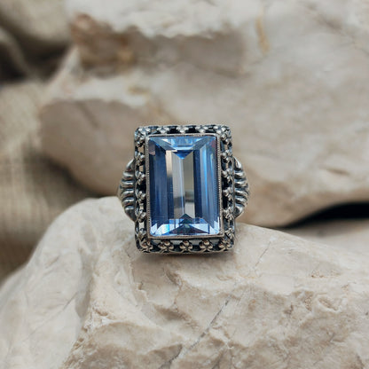 Vintage Interbellum Blue Spinel Silver Ring
